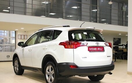 Toyota RAV4, 2015 год, 1 780 000 рублей, 4 фотография