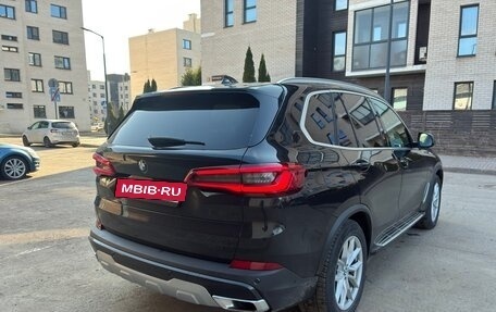 BMW X5, 2018 год, 5 650 000 рублей, 2 фотография