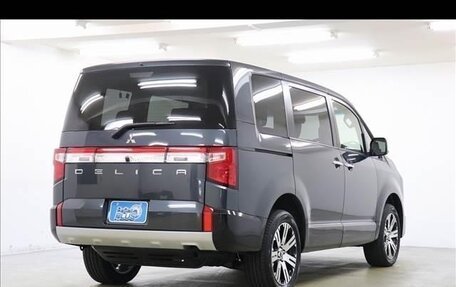 Mitsubishi Delica D:5 I, 2023 год, 4 100 000 рублей, 5 фотография