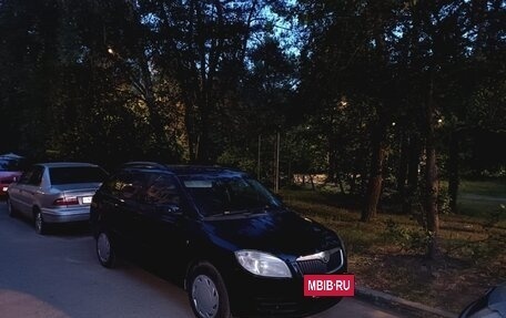 Skoda Fabia II, 2009 год, 430 000 рублей, 2 фотография