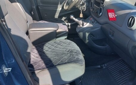 Peugeot Partner II рестайлинг 2, 2010 год, 600 000 рублей, 7 фотография