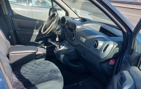 Peugeot Partner II рестайлинг 2, 2010 год, 600 000 рублей, 15 фотография