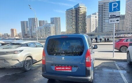 Peugeot Partner II рестайлинг 2, 2010 год, 600 000 рублей, 25 фотография