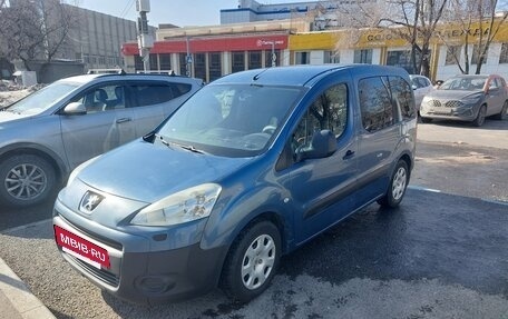 Peugeot Partner II рестайлинг 2, 2010 год, 600 000 рублей, 27 фотография