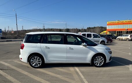 Citroen C4 Picasso II рестайлинг, 2017 год, 940 000 рублей, 7 фотография