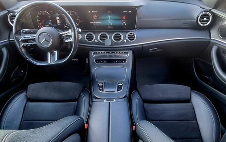 Mercedes-Benz E-Класс, 2021 год, 4 100 000 рублей, 23 фотография