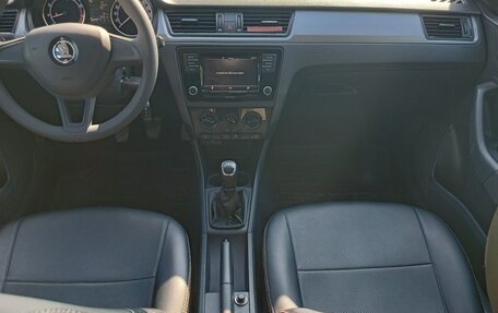 Skoda Rapid I, 2018 год, 1 300 000 рублей, 14 фотография