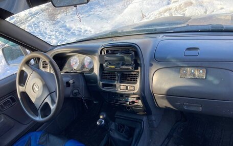 Nissan Navara (Frontier), 2002 год, 490 000 рублей, 6 фотография