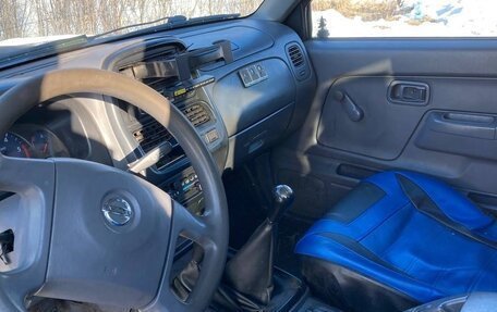 Nissan Navara (Frontier), 2002 год, 490 000 рублей, 7 фотография