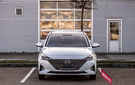 Hyundai Solaris II рестайлинг, 2020 год, 1 355 000 рублей, 2 фотография