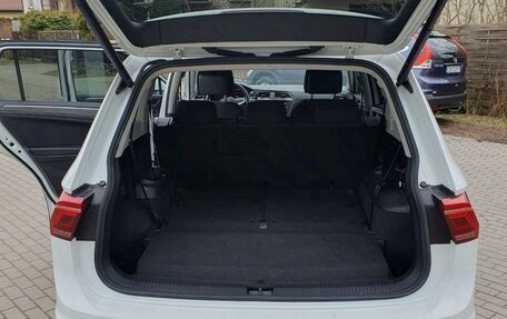 Volkswagen Tiguan II, 2021 год, 2 730 000 рублей, 12 фотография