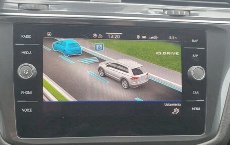 Volkswagen Tiguan II, 2021 год, 2 730 000 рублей, 26 фотография