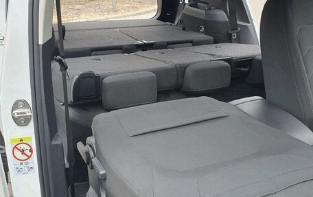 Volkswagen Tiguan II, 2021 год, 2 730 000 рублей, 18 фотография