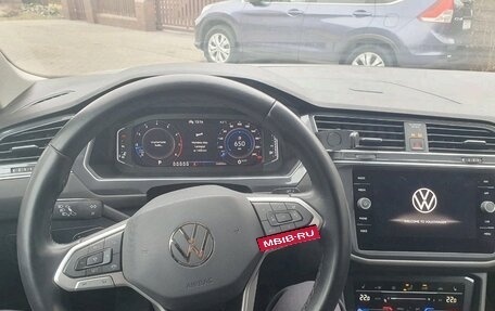 Volkswagen Tiguan II, 2021 год, 2 730 000 рублей, 30 фотография