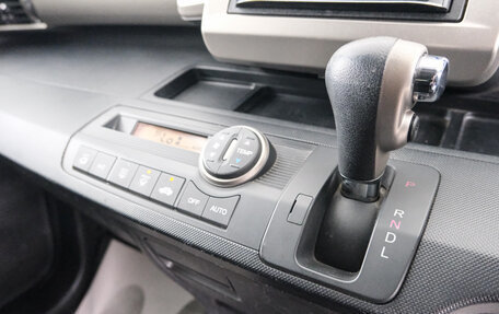 Honda Freed I, 2011 год, 999 000 рублей, 17 фотография