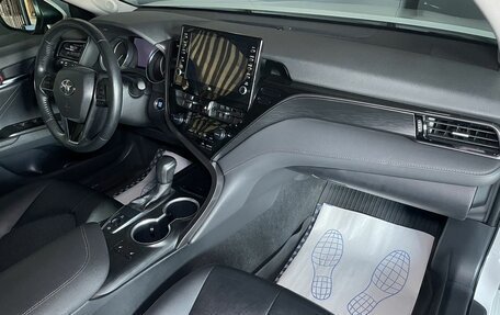 Toyota Camry, 2021 год, 2 849 000 рублей, 8 фотография