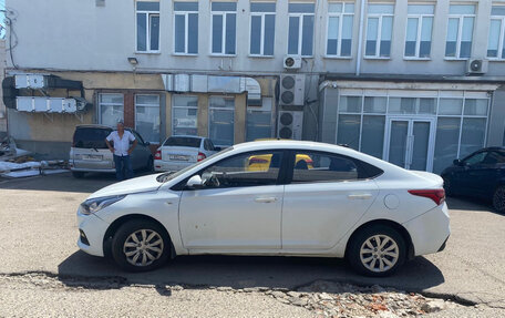 Hyundai Solaris II рестайлинг, 2018 год, 620 000 рублей, 4 фотография