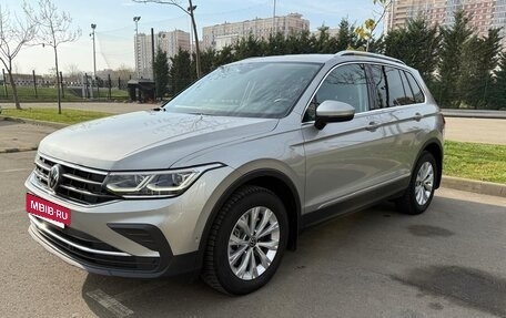 Volkswagen Tiguan II, 2021 год, 3 500 000 рублей, 1 фотография