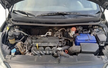 Hyundai Solaris II рестайлинг, 2011 год, 630 000 рублей, 5 фотография