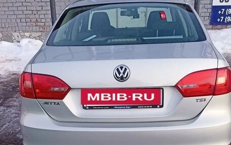 Volkswagen Jetta VI, 2014 год, 1 000 000 рублей, 4 фотография