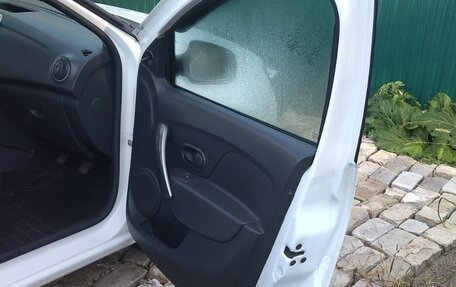 Renault Logan I, 2014 год, 480 000 рублей, 10 фотография