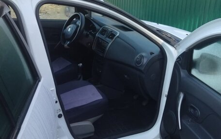 Renault Logan I, 2014 год, 480 000 рублей, 11 фотография