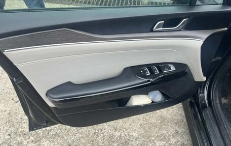 KIA K5, 2021 год, 2 020 000 рублей, 20 фотография