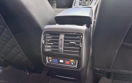 Volkswagen Passat B8 рестайлинг, 2020 год, 2 380 000 рублей, 13 фотография