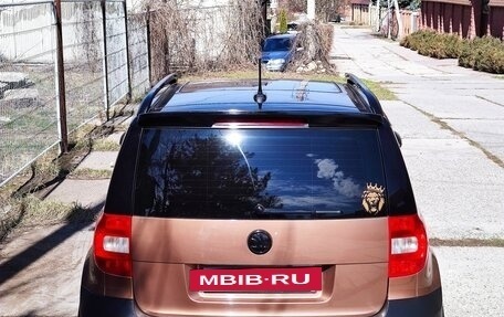 Skoda Yeti I рестайлинг, 2012 год, 1 350 000 рублей, 8 фотография