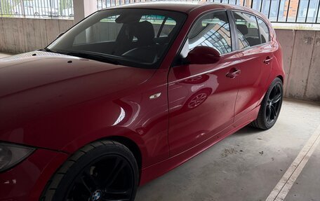 BMW 1 серия, 2006 год, 950 000 рублей, 3 фотография