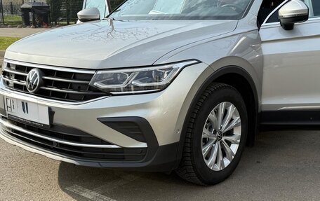 Volkswagen Tiguan II, 2021 год, 3 500 000 рублей, 3 фотография