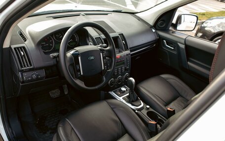 Land Rover Freelander II рестайлинг 2, 2011 год, 955 000 рублей, 13 фотография