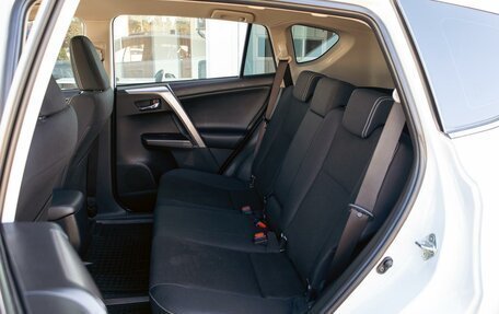 Toyota RAV4, 2016 год, 1 695 000 рублей, 17 фотография