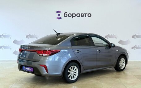 KIA Rio IV, 2018 год, 1 357 000 рублей, 3 фотография