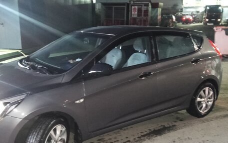 Hyundai Solaris II рестайлинг, 2016 год, 1 150 000 рублей, 11 фотография