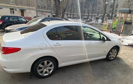 Peugeot 408 I рестайлинг, 2016 год, 780 000 рублей, 4 фотография