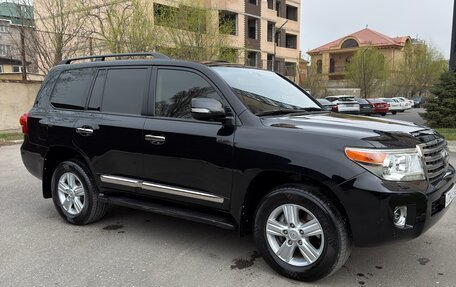 Toyota Land Cruiser 200, 2012 год, 3 650 000 рублей, 3 фотография