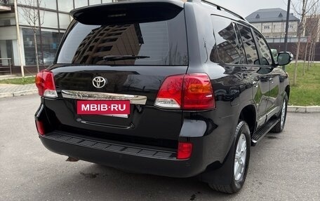 Toyota Land Cruiser 200, 2012 год, 3 650 000 рублей, 2 фотография