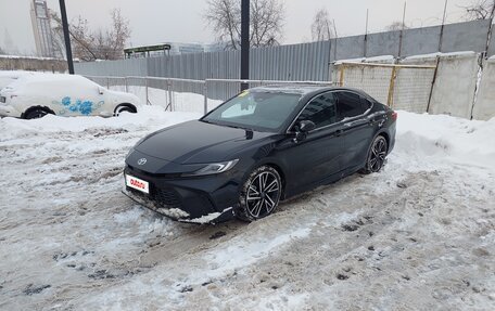 Toyota Camry, 2024 год, 3 790 000 рублей, 2 фотография