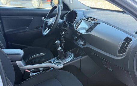 KIA Sportage III, 2015 год, 1 370 000 рублей, 11 фотография