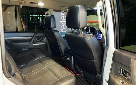 Mitsubishi Pajero IV, 2013 год, 2 500 000 рублей, 18 фотография