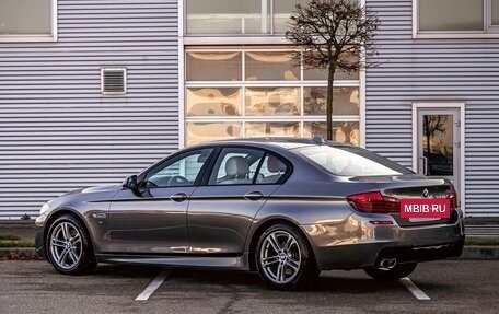 BMW 5 серия, 2014 год, 1 645 000 рублей, 4 фотография