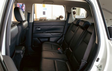 Mitsubishi Outlander III рестайлинг 3, 2012 год, 1 195 000 рублей, 17 фотография