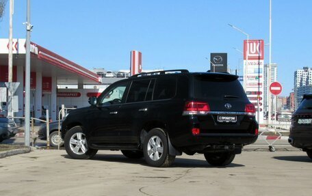 Toyota Land Cruiser 200, 2020 год, 7 400 000 рублей, 7 фотография