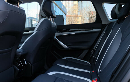 Geely Atlas, 2023 год, 3 050 000 рублей, 9 фотография