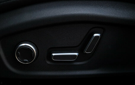 Geely Atlas, 2023 год, 3 050 000 рублей, 19 фотография