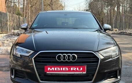 Audi A3, 2017 год, 1 990 000 рублей, 2 фотография