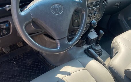 Toyota Land Cruiser 100 рестайлинг 2, 1999 год, 1 350 000 рублей, 8 фотография