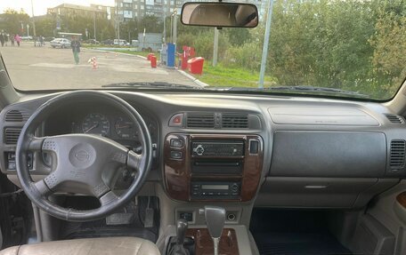 Nissan Patrol, 2000 год, 700 000 рублей, 9 фотография