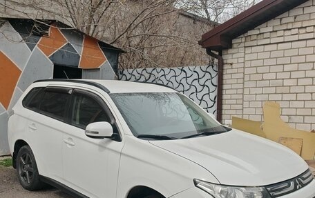 Mitsubishi Outlander III рестайлинг 3, 2012 год, 1 430 000 рублей, 9 фотография